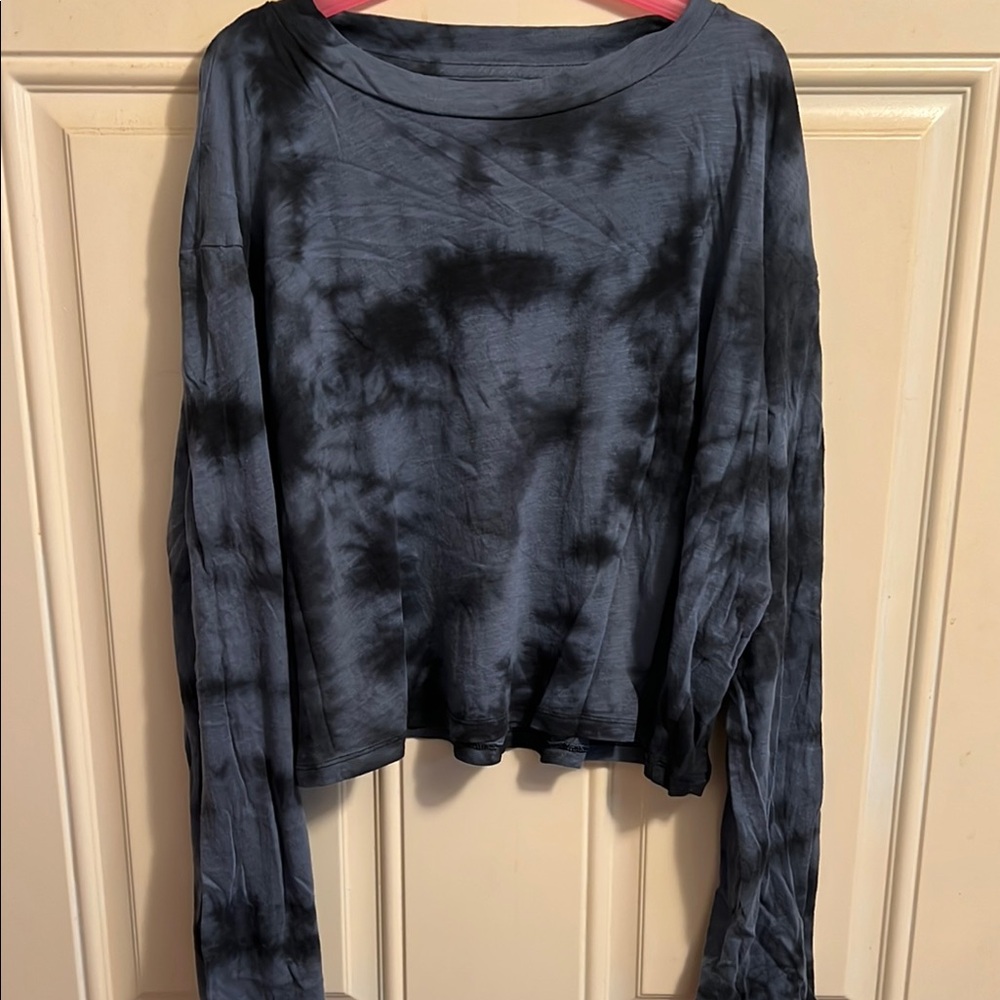 PINK Victoria's Secret Gray Black Crop Hoodie